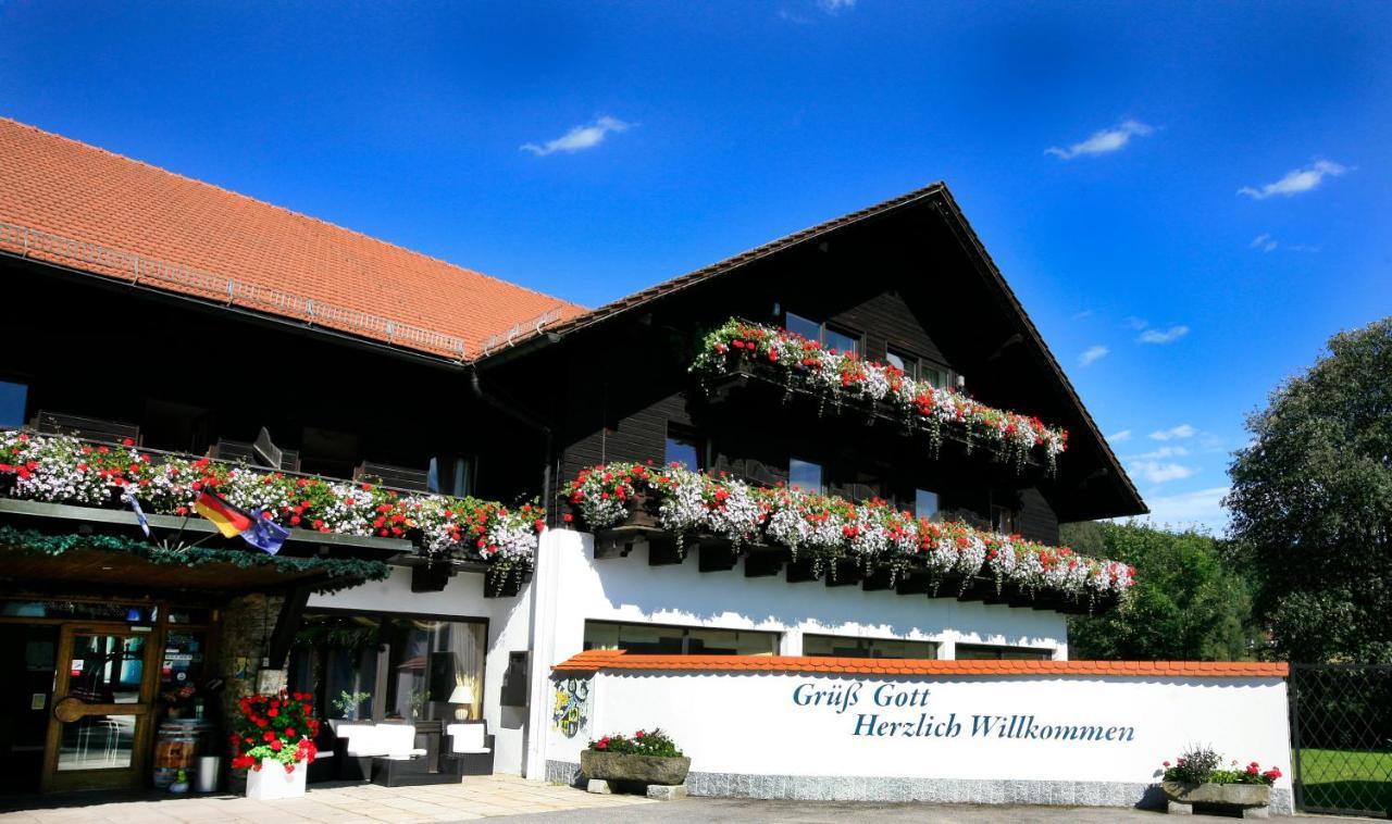 Hotel Gut Schmelmerhof Sankt Englmar Exterior photo
